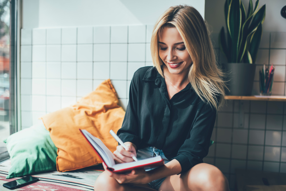 Read more about the article Aktywna kobieta: suplementacja wspierająca różne etapy życia